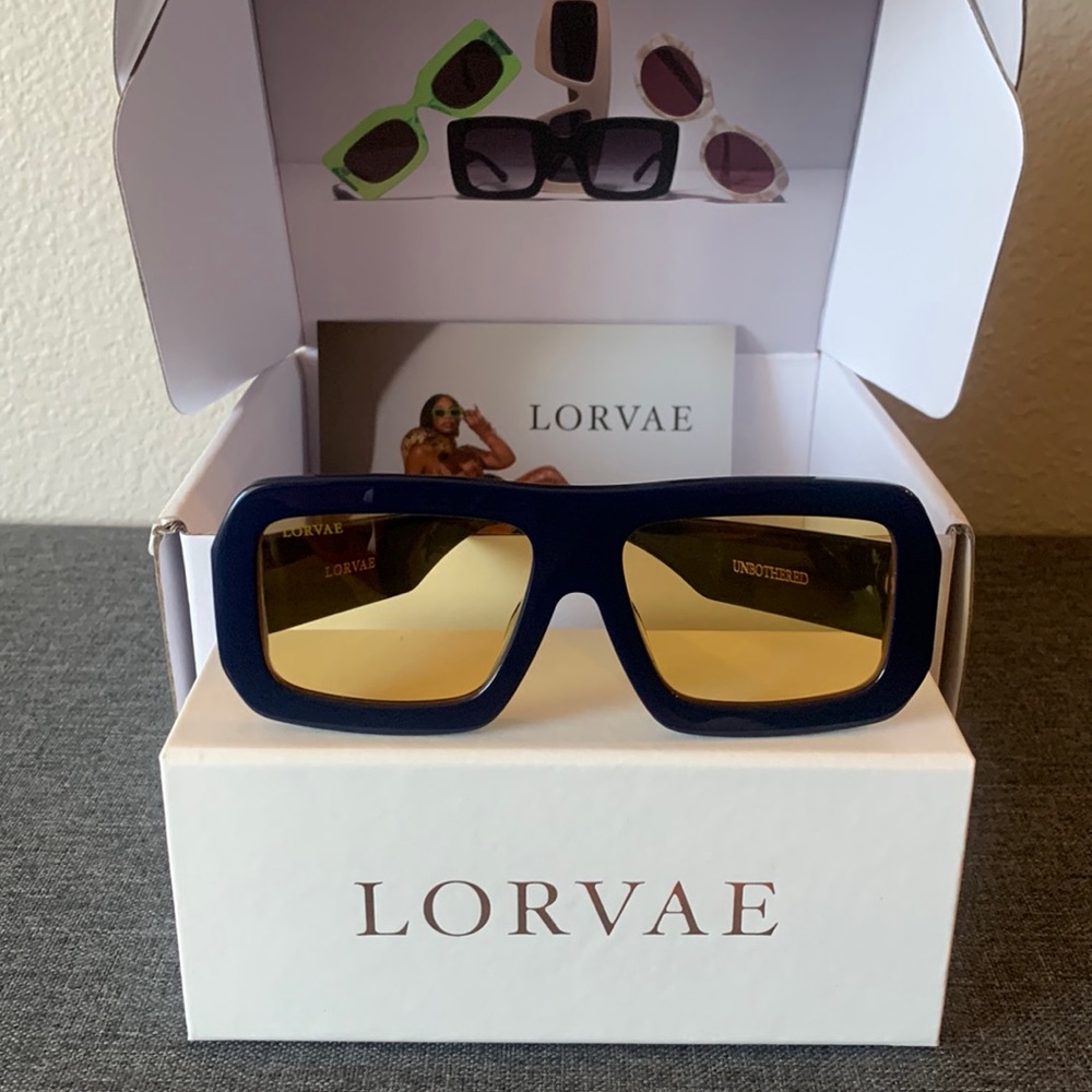 Lorvae unbothered denim color sunglasses.